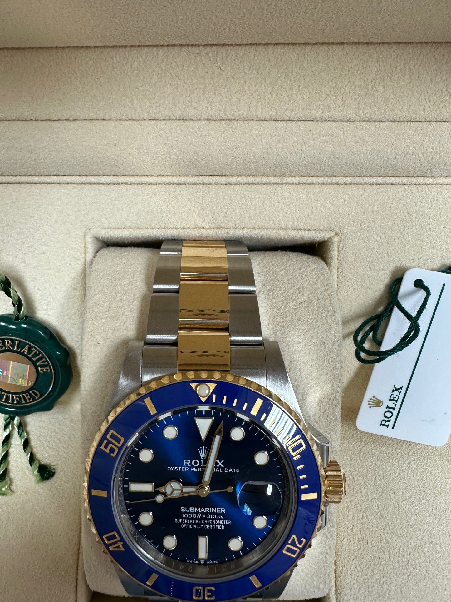 Steel and deals gold submariner