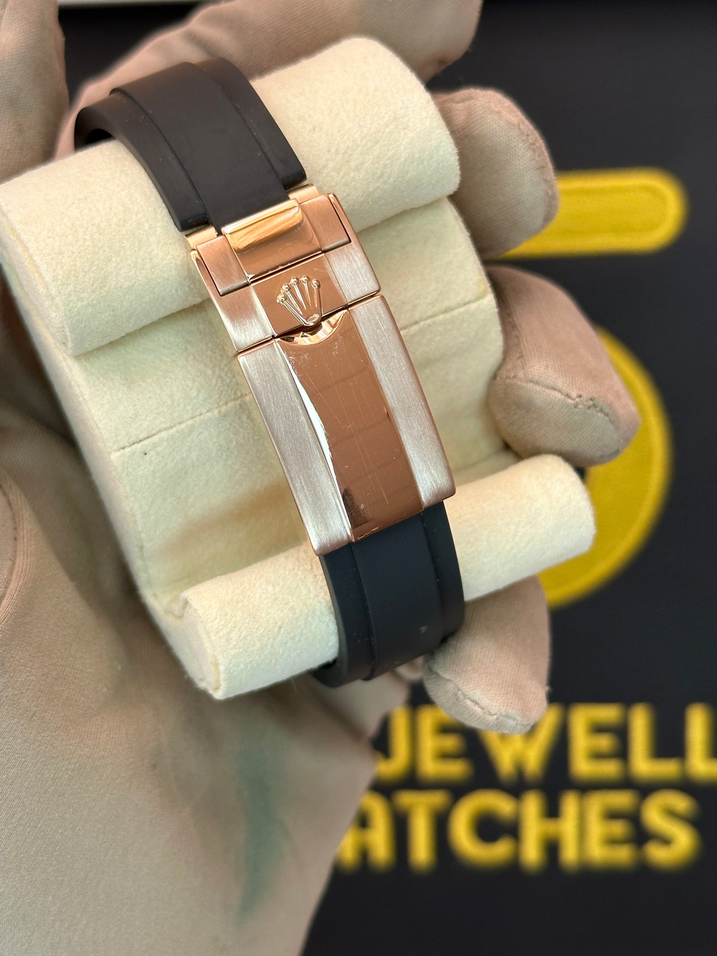 ROLEX YACHTMASTER 40 ROSE GOLD